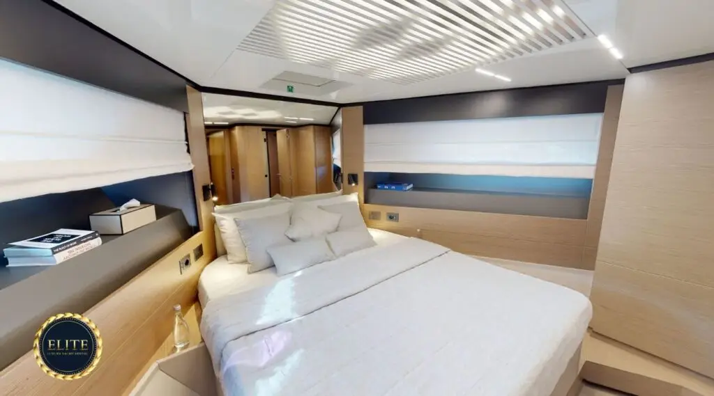 Elite Ferreti 78 Ft - Elite Luxury Yacht