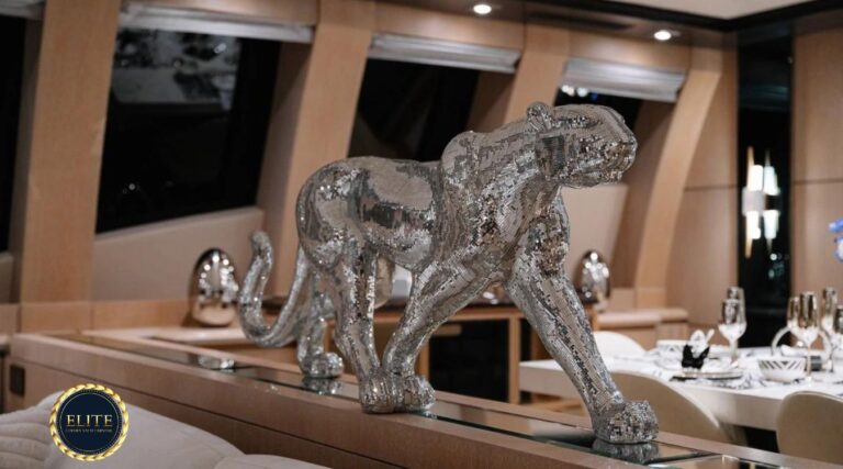 Elite Royalty 134 Ft. Hire a Yacht in Dubai for Propose love image blog.