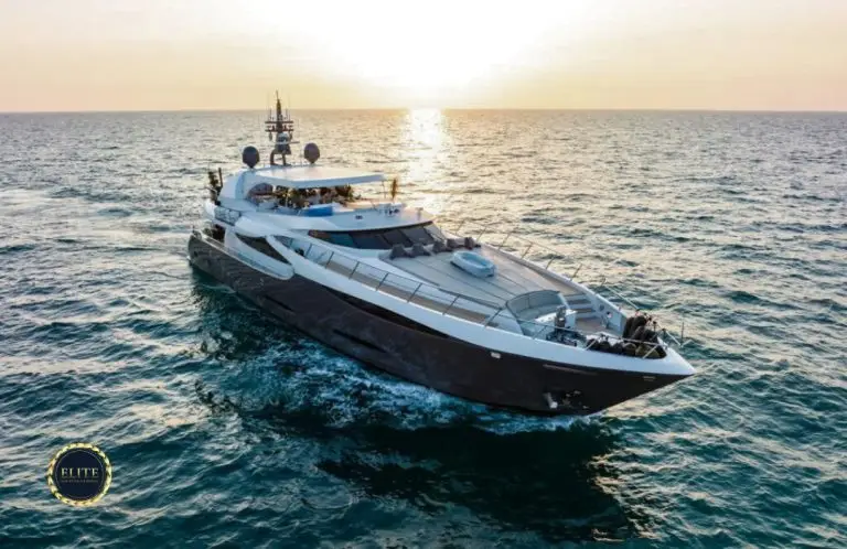 Formula 1 Abudhabi- Elite Luxury yacht-5. Best Private Yacht Rentals for Weddings image blog