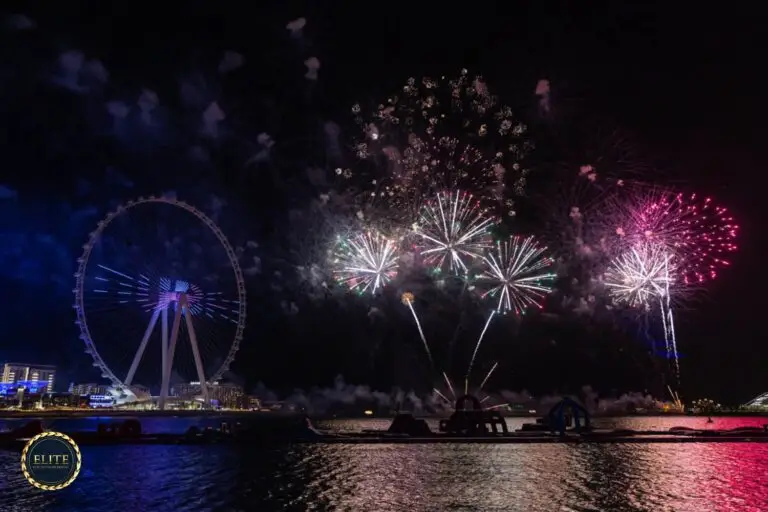 New year yacht Party Dubai - Elite Luxury Yacht. The Best Views of New Year's Eve Fireworks from Yacht Rental Dubai image blog.